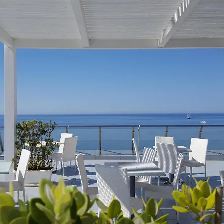 Admeto Hotel