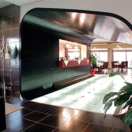 Hotel Admeto 4*