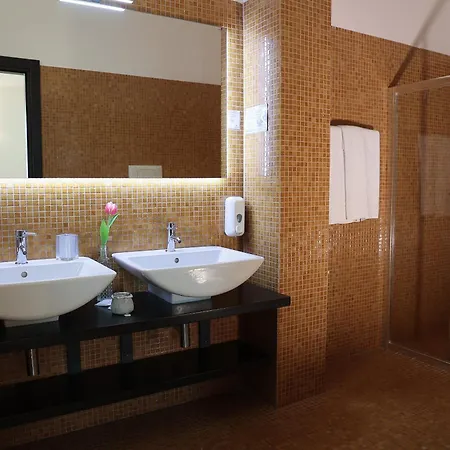 Hotel Admeto 4*